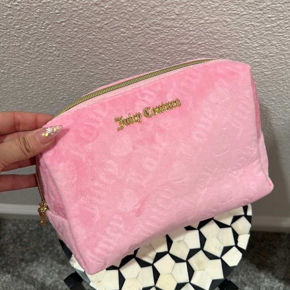 NWOT Juicy Makeup Bag